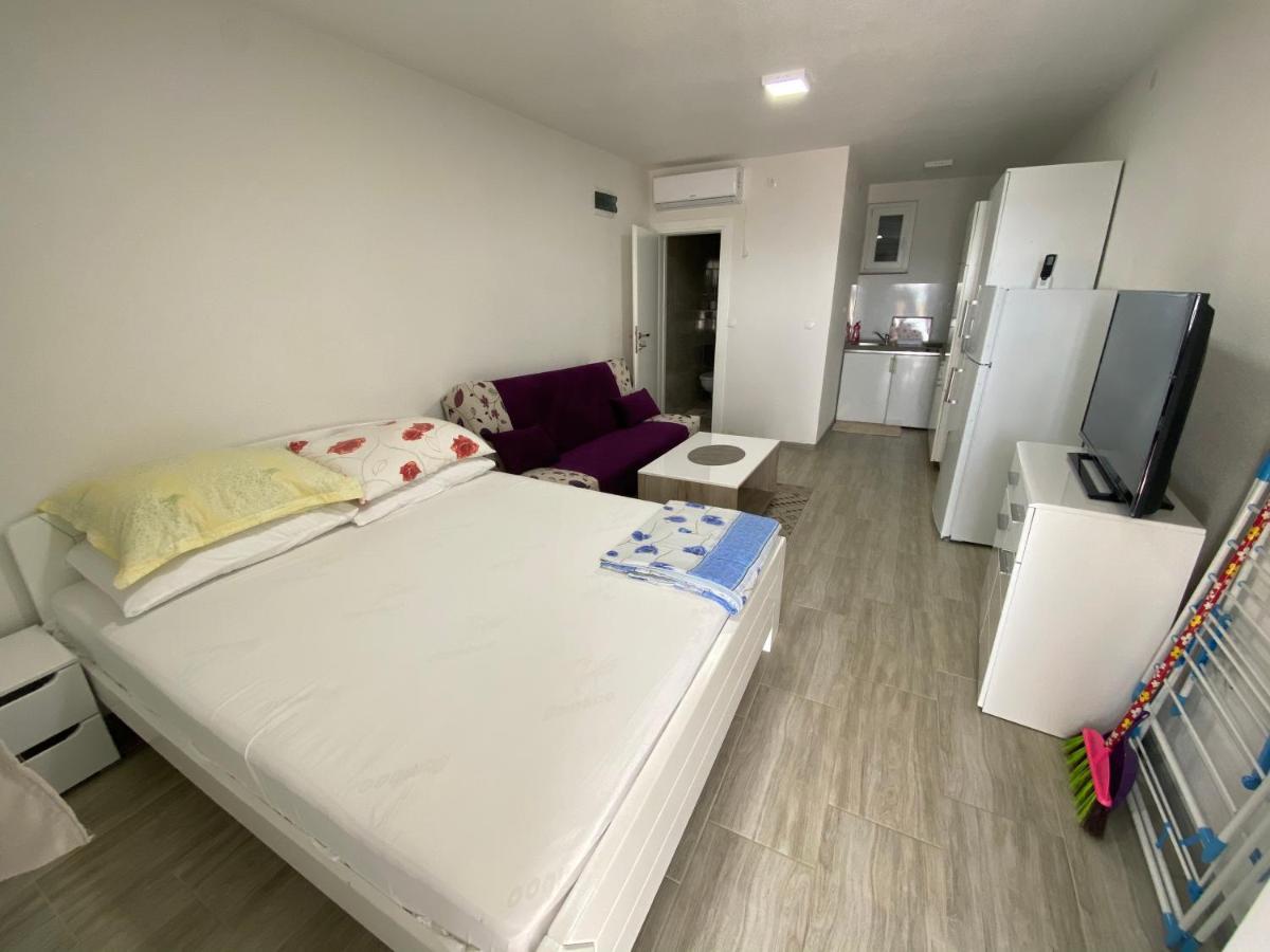 Apartmani Anita Стариград-Паклениця Екстер'єр фото