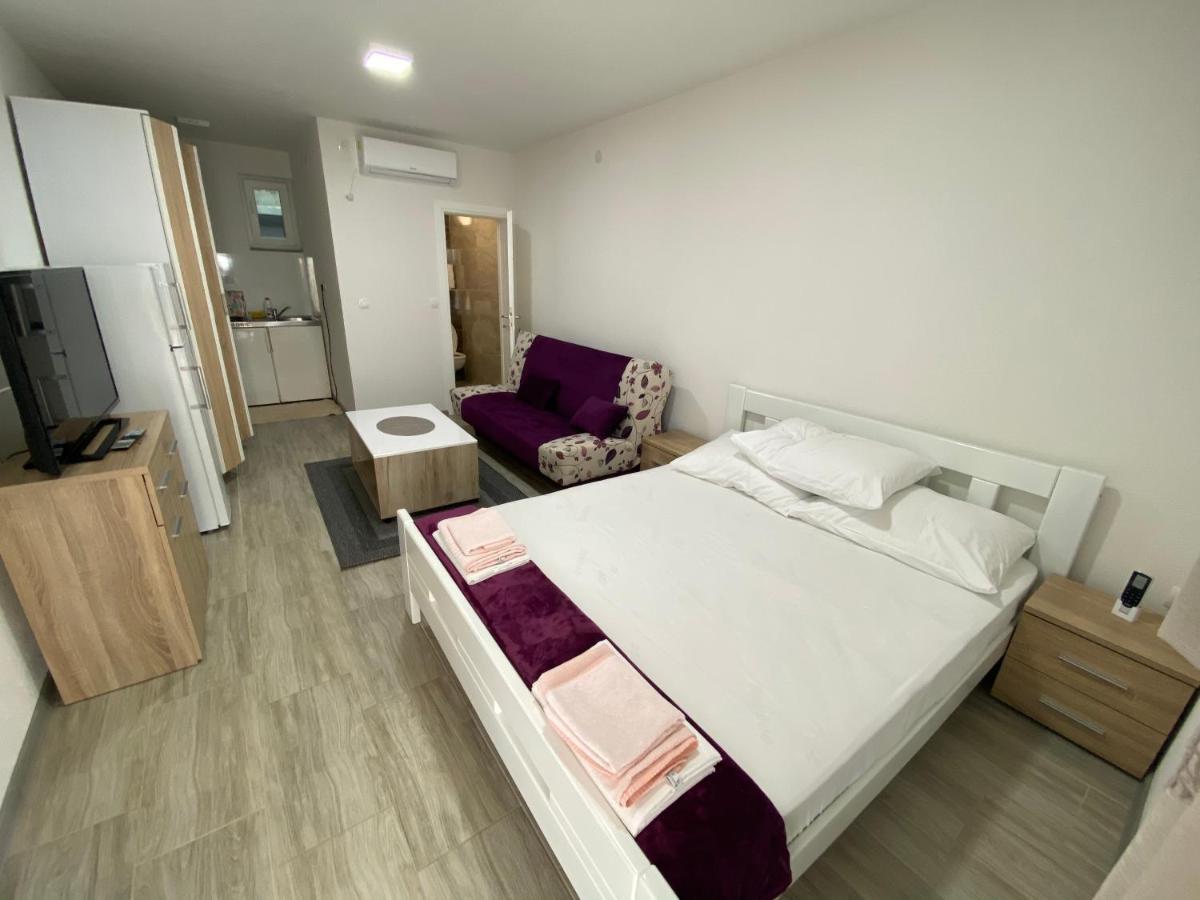 Apartmani Anita Стариград-Паклениця Екстер'єр фото