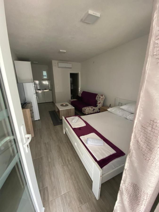 Apartmani Anita Стариград-Паклениця Екстер'єр фото