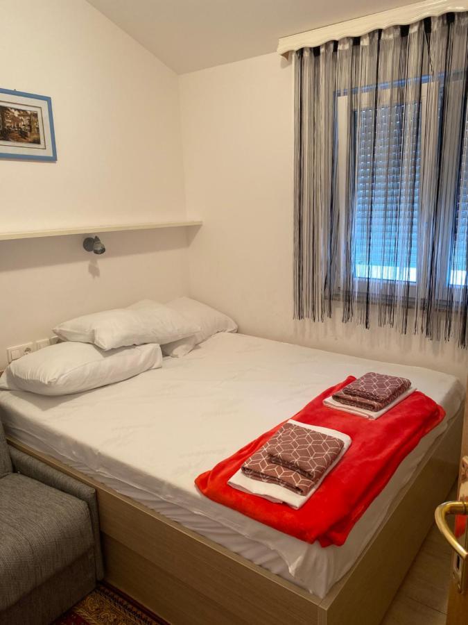 Apartmani Anita Стариград-Паклениця Екстер'єр фото